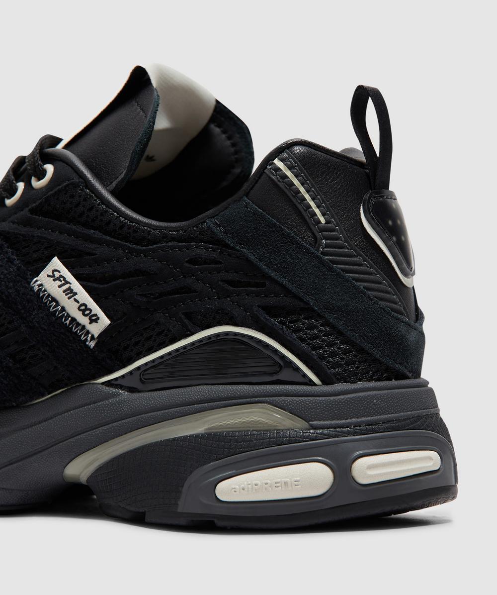 adidas x SFTM adistar cushion sneaker | BLACK | SEVENSTORE