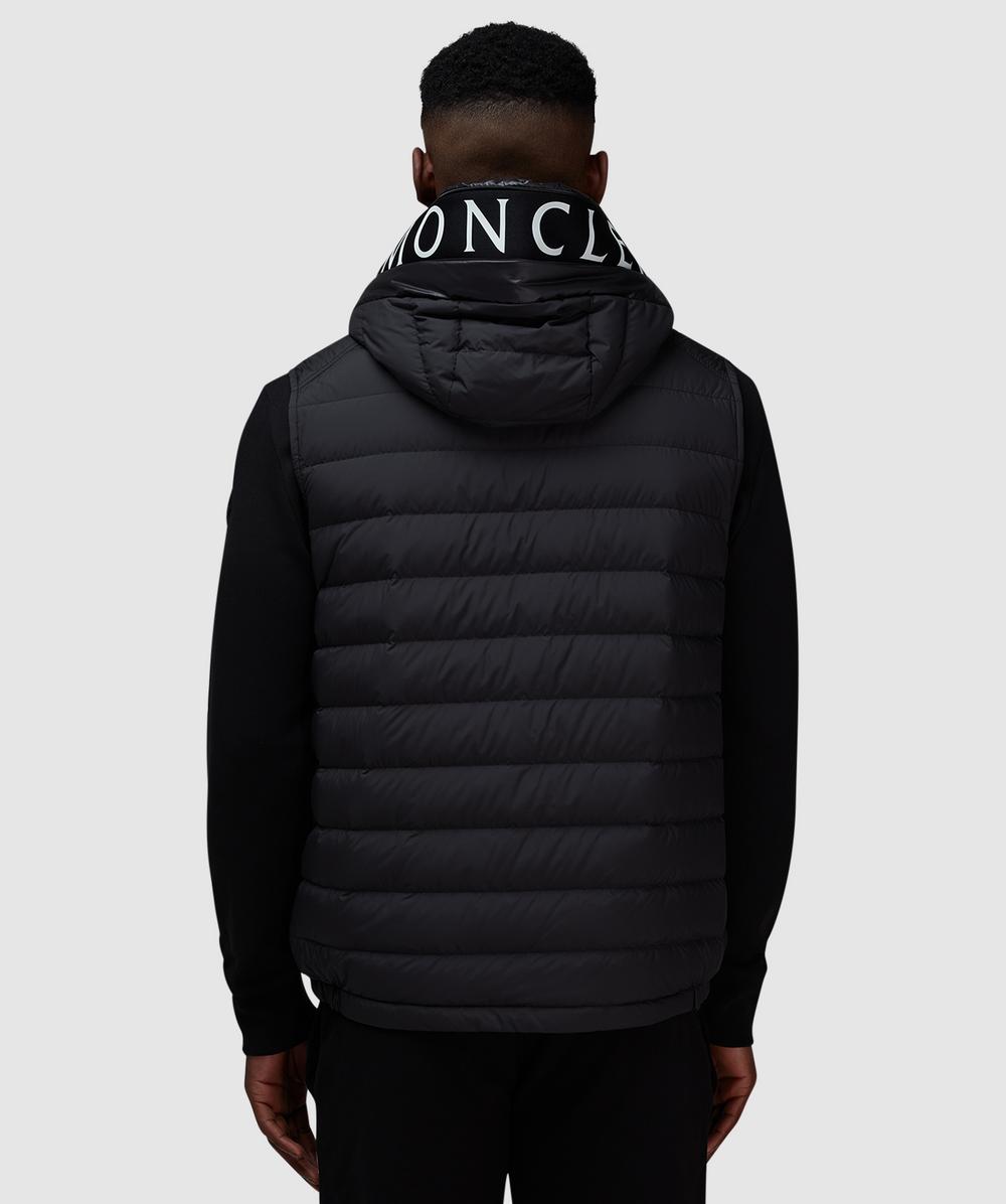 【新品同様】MONCLER BOURGET ダウンベスト 25AWブラック2 Moncler Bourget hooded down vest | BLACK | SEVENSTORE