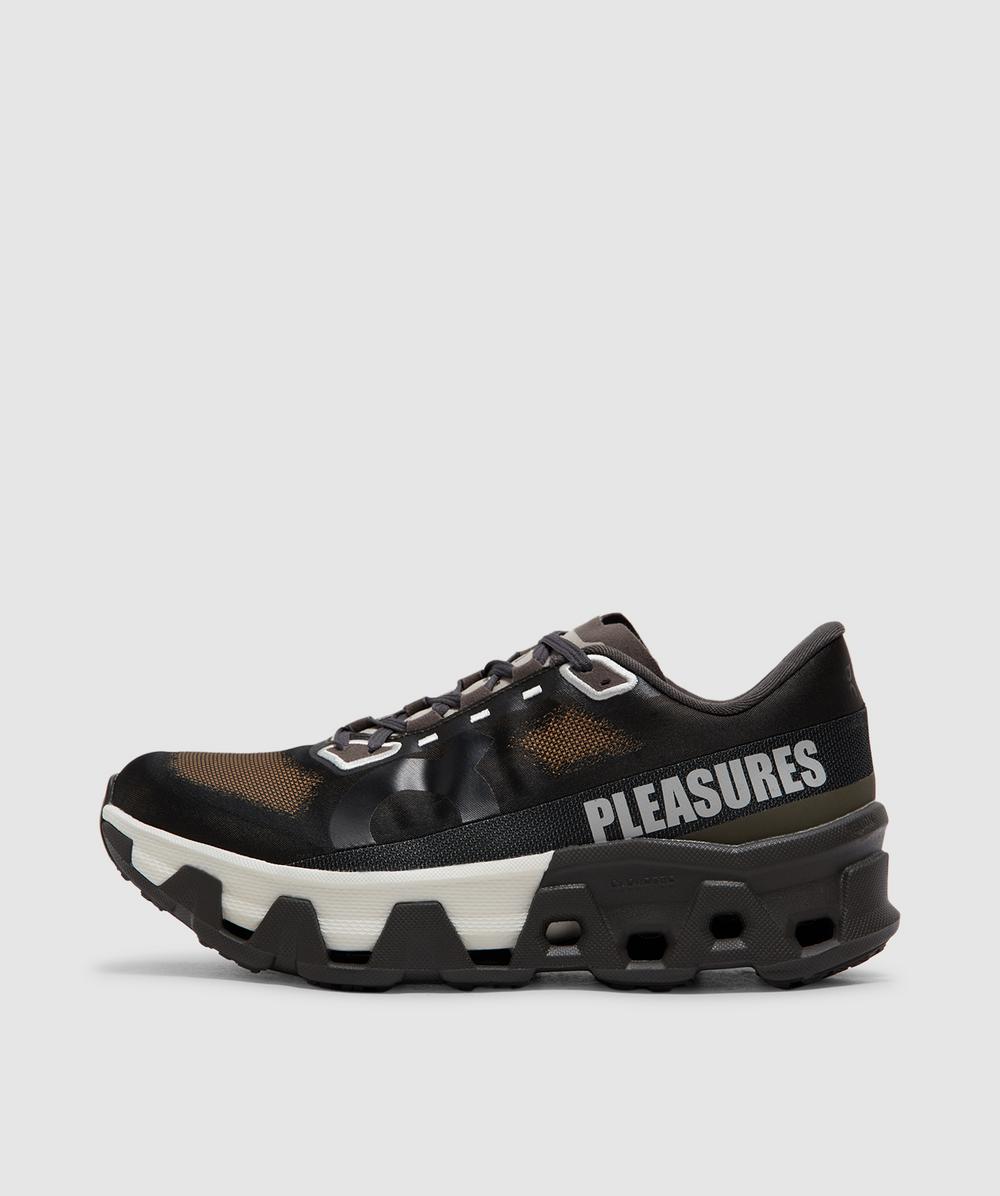 On X Loop X Pleasures Cloudmster Hyper