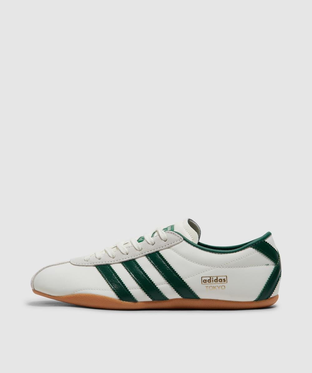 adidas Toyko Sneaker (Off White/Collegiate Green/Gold - 5) - Size 5 - Women's, Unisex