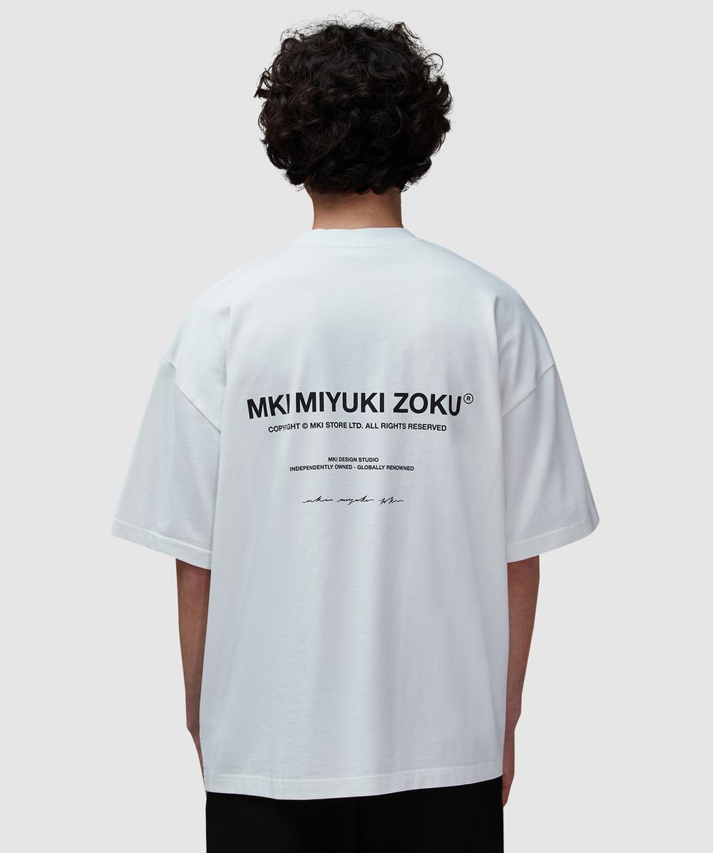 MKI MIYUKI ZOKU Design Studio T-Shirt (White - S) - Size S, Unisex