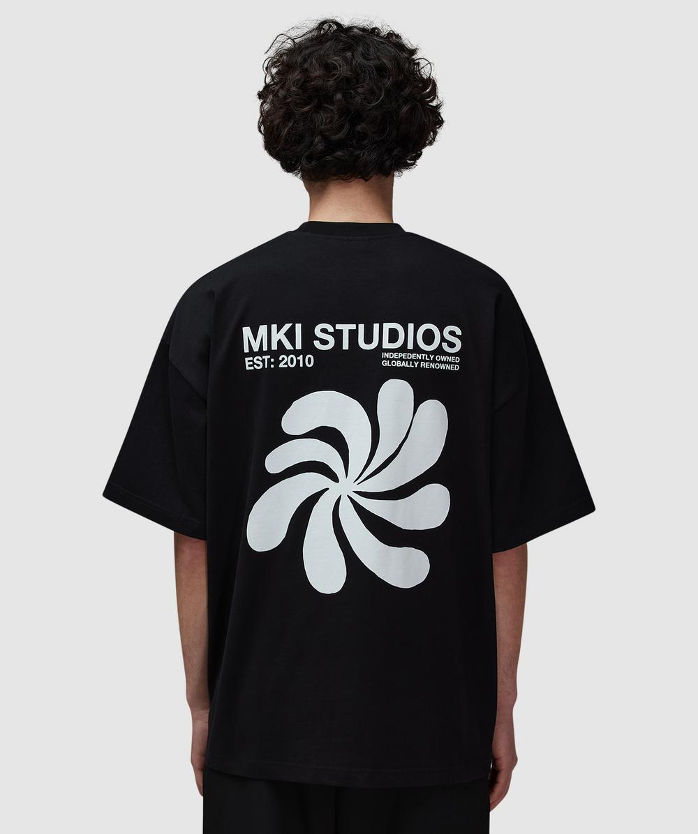 MKI MIYUKI ZOKU Abstract T-Shirt (Black - M) - Size Clothing & Accessories > Clothing > Shirts & Tops, Unisex