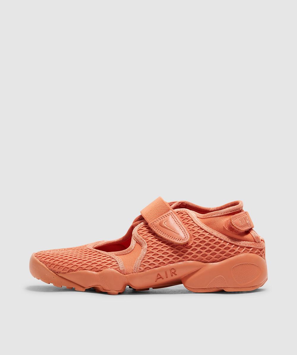 Nike Air Rift Lace Sneaker
