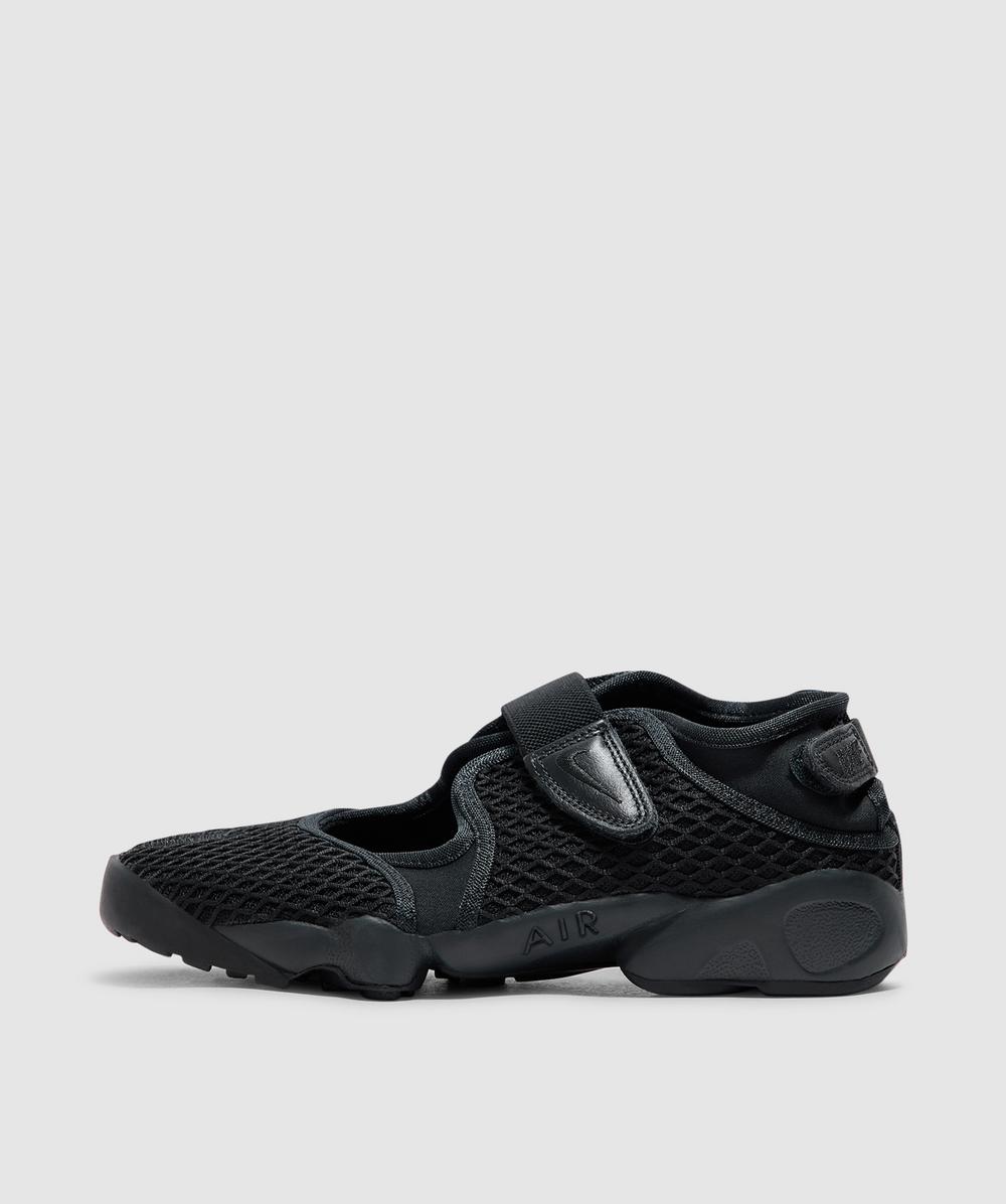 Nike Air Rift Lace Sneaker