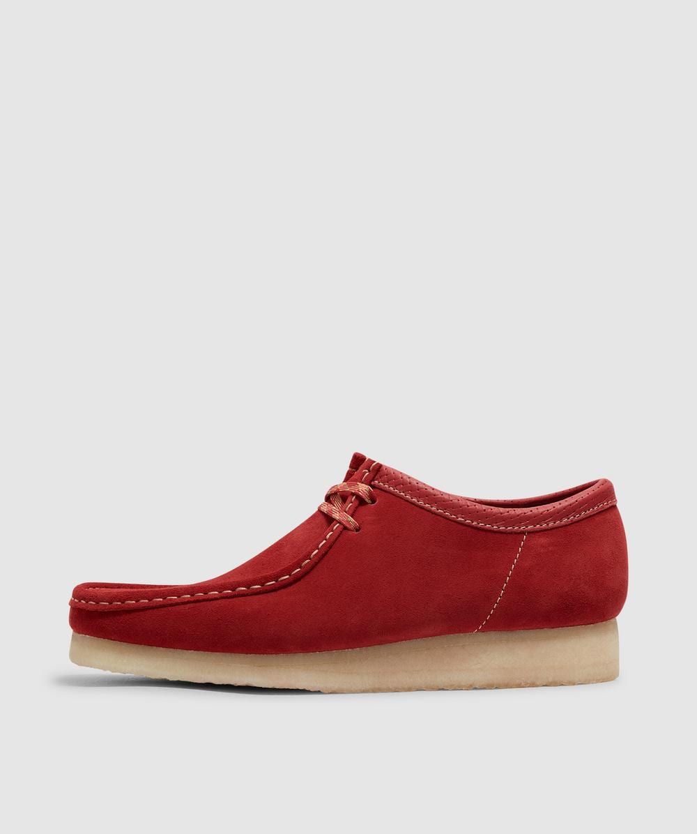 Clarks Originals Wallabee Suede Shoe (Red Suede - 8), Unisex