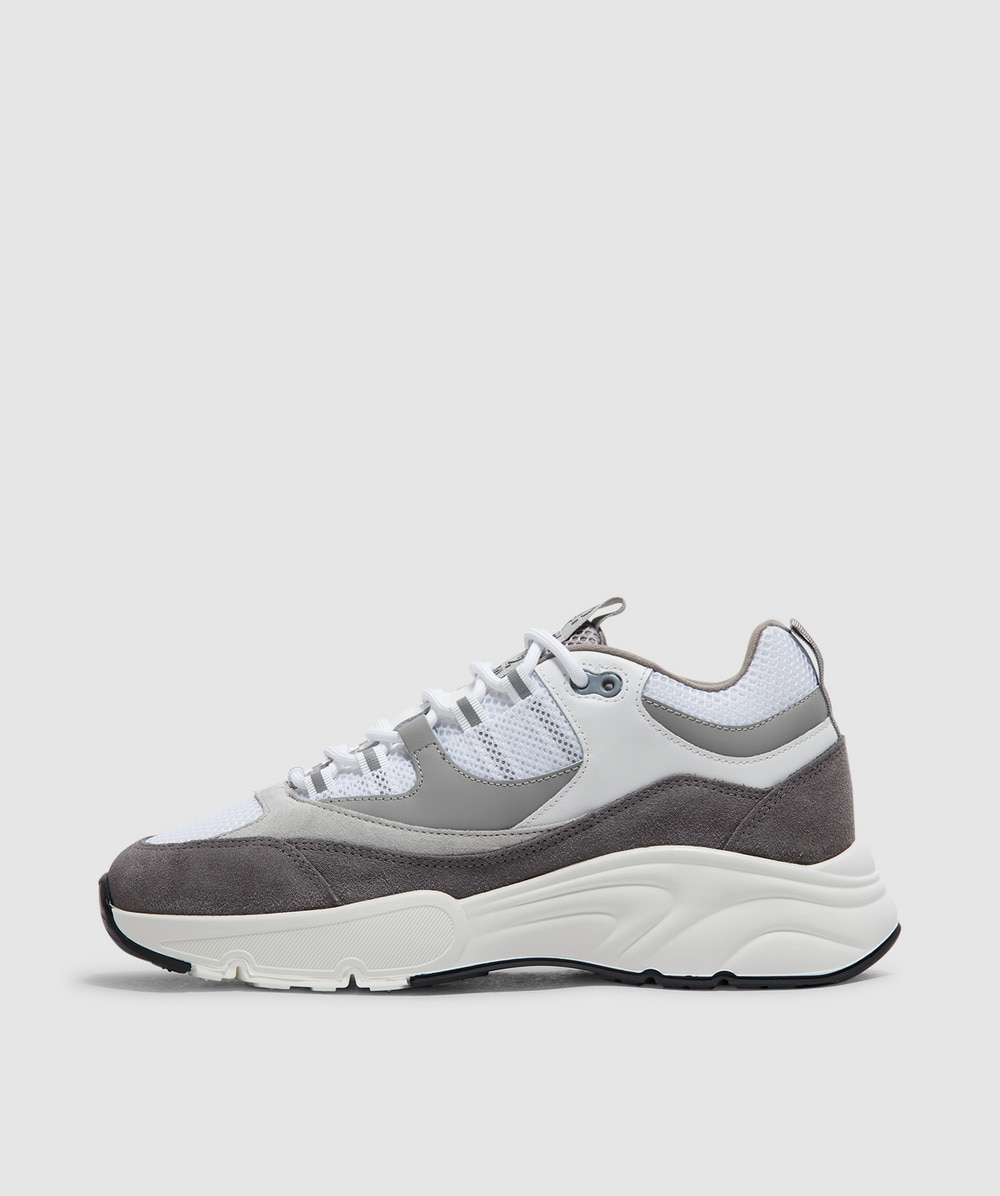 Cleens Aero Runner Trainer In Dove