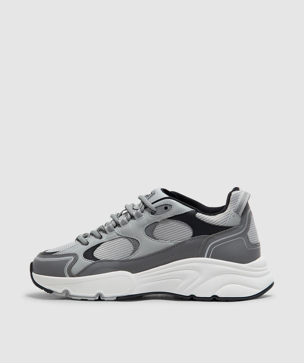 Cleens Pulse Runner Trainer In Moon Grey