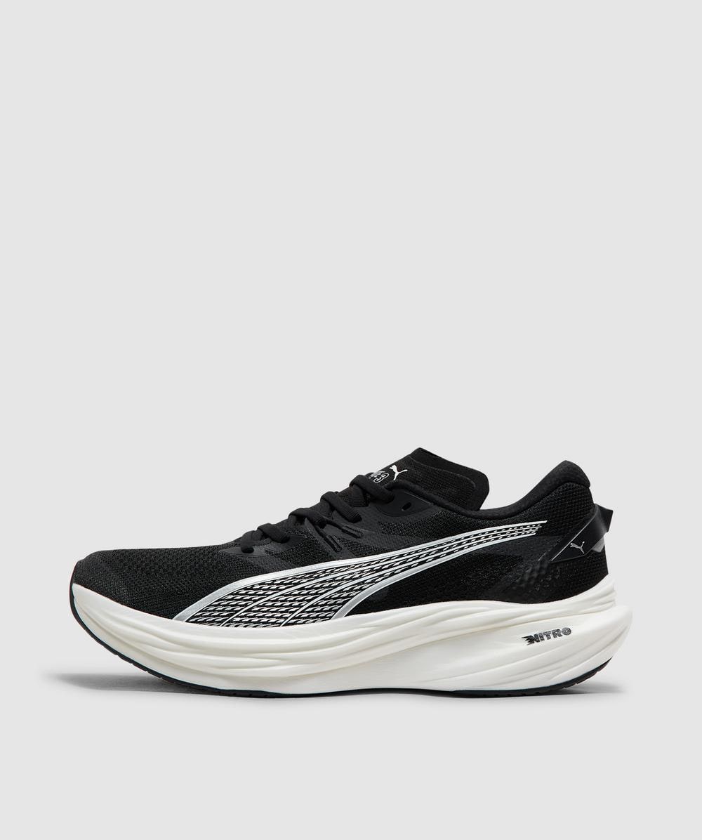 Puma Deviate Nitro 3 Sneaker In Black