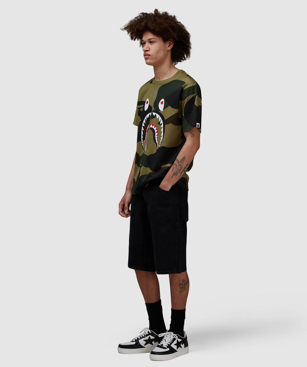 BAPE - A Bathing Ape Giant 1st camo shark t-shirt | GREEN