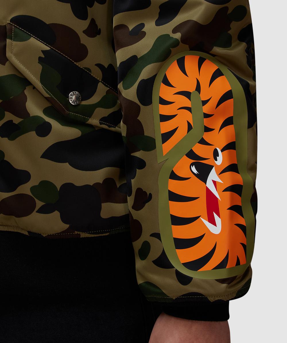 BAPE - A Bathing Ape 1st camo shark MA-1 Jacket | GREEN