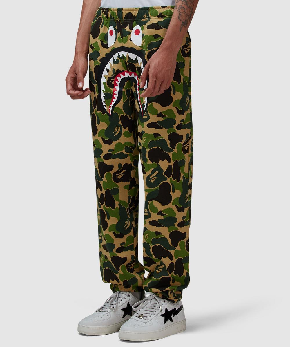 a bathing ape シャークパンツ camo BAPE 1st camo green shark sweat pants A Bathing Ape Size 2XL | eBay