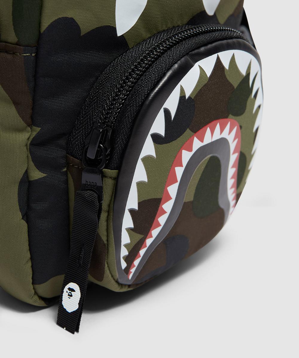 【A BATHING APE】1ST CAMO SHARK MINI BAG A Bathing Ape 1st Camo Shark Mini Bag in Green xld – Oneness