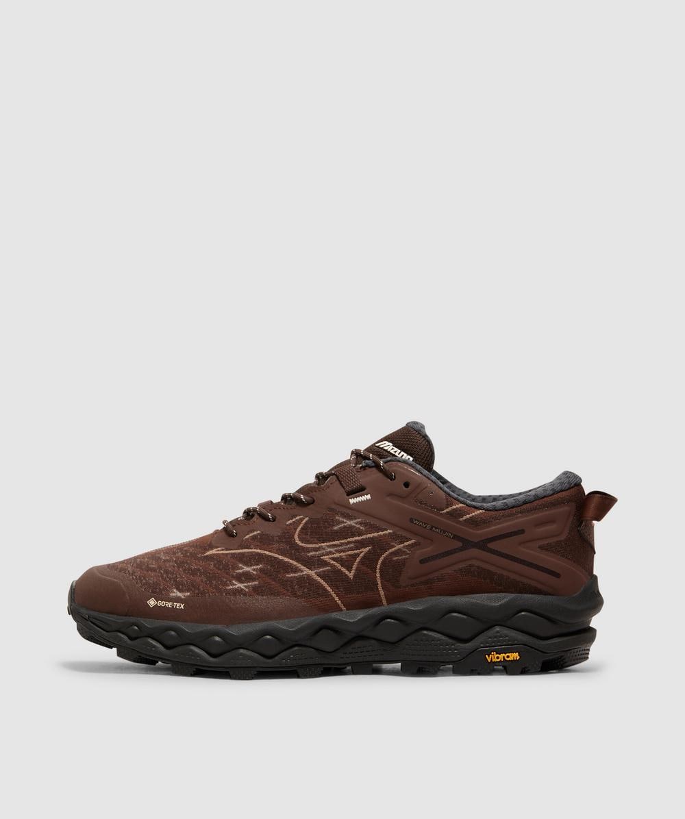 Mizuno Wave Mujin Ls Gore-tex Sneaker In Brown