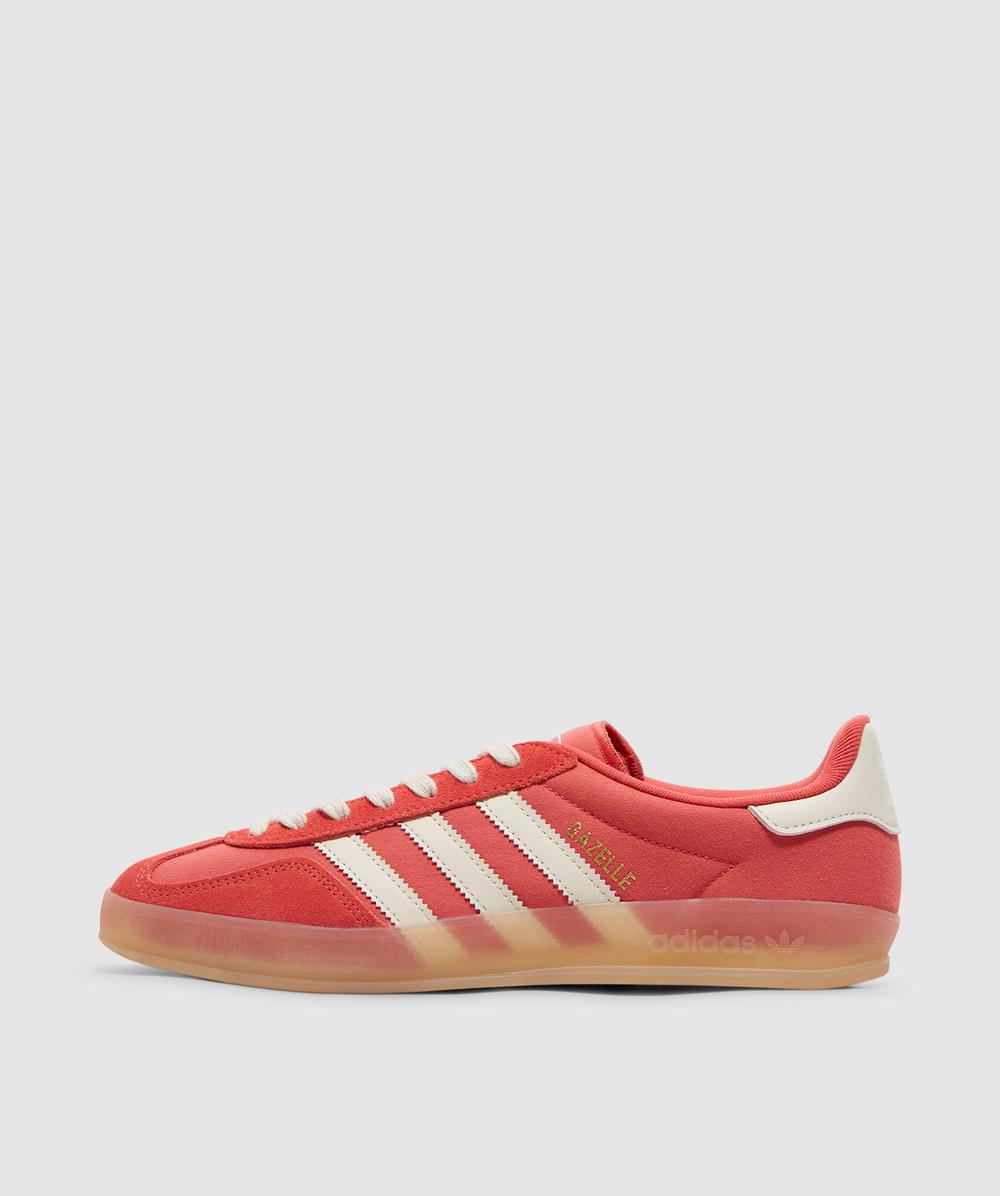 adidas Gazelle Indoor Sneaker (Crew Red/Alumina/Magic Beige - 9.5) - Size 9.5 - Men's, Unisex