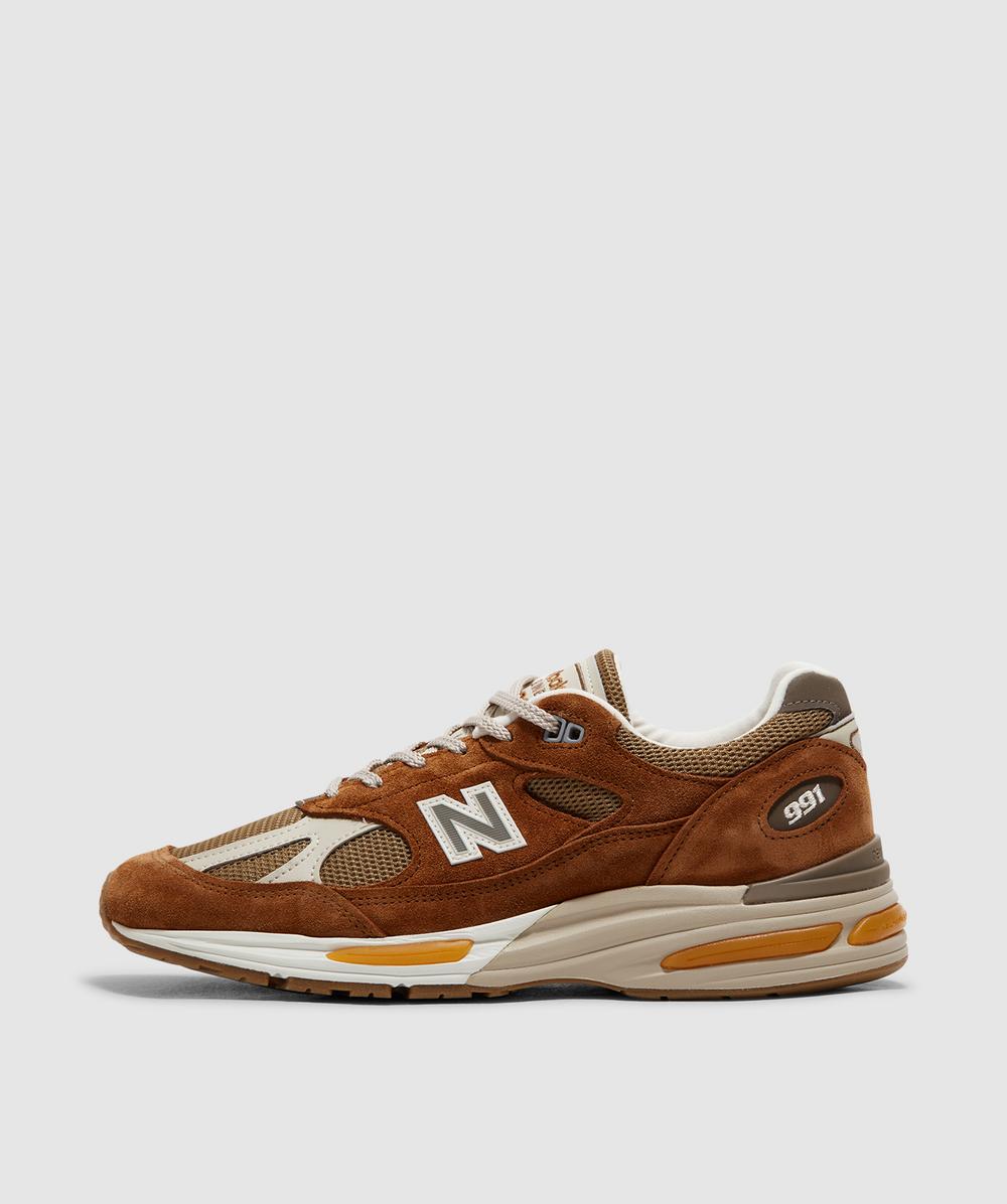 New Balance Miuk 991v2 Sneaker In Brown