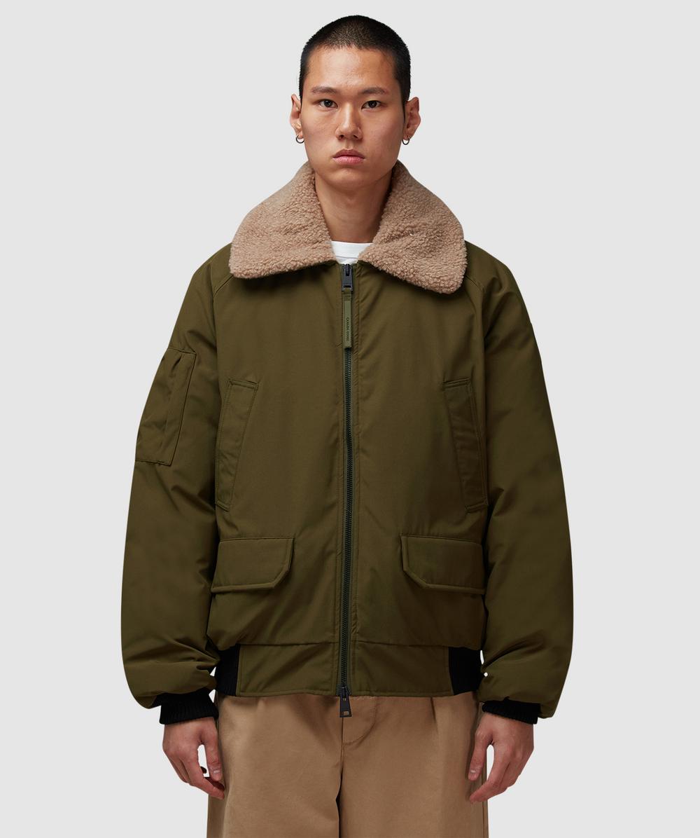 Canada Goose Chilliwack Aviator Bomber Jacket (Military Green - M) - Size M, Male