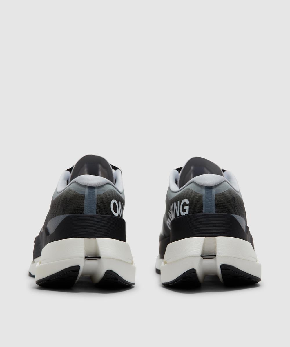 On Cloudboom max sneaker | WHITE | BLACK | SEVENSTORE