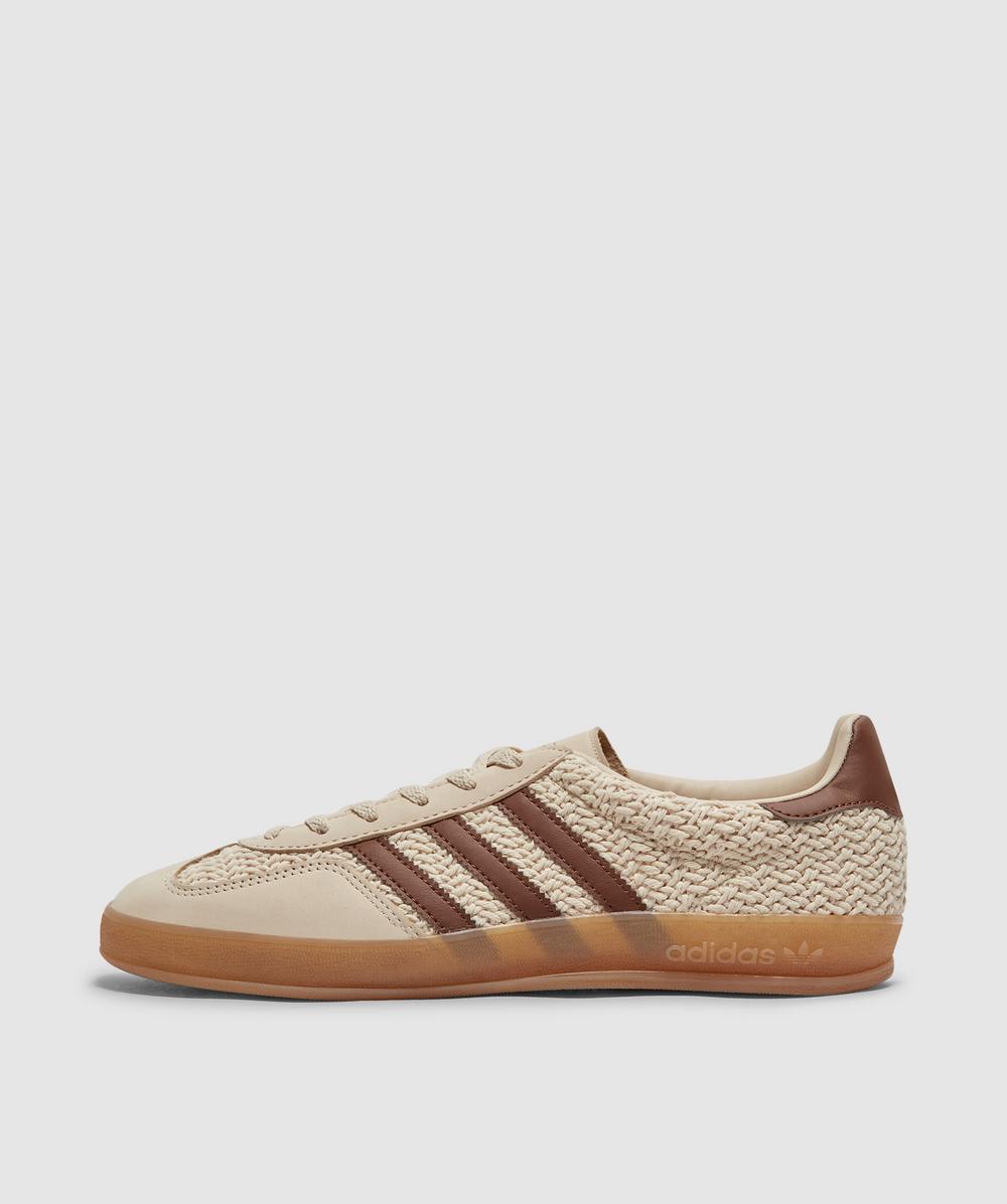 adidas Gazelle Indoor Sneaker (Sand Strata/Preloved Brown/Gum 3 - 8.5) - Size 8.5 - Men's, Unisex