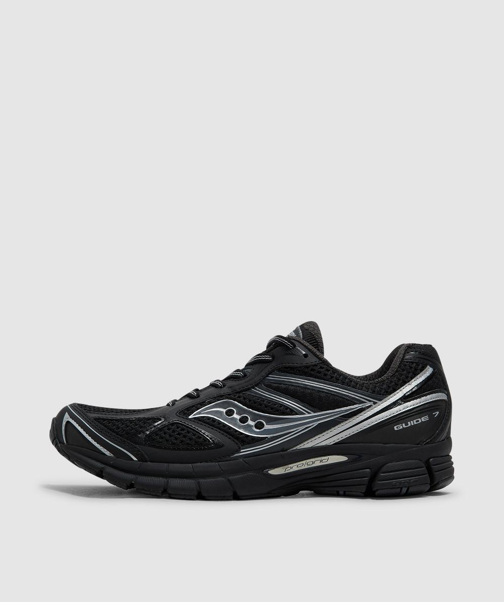 Saucony Progrid Guide 7 Sneaker In Black