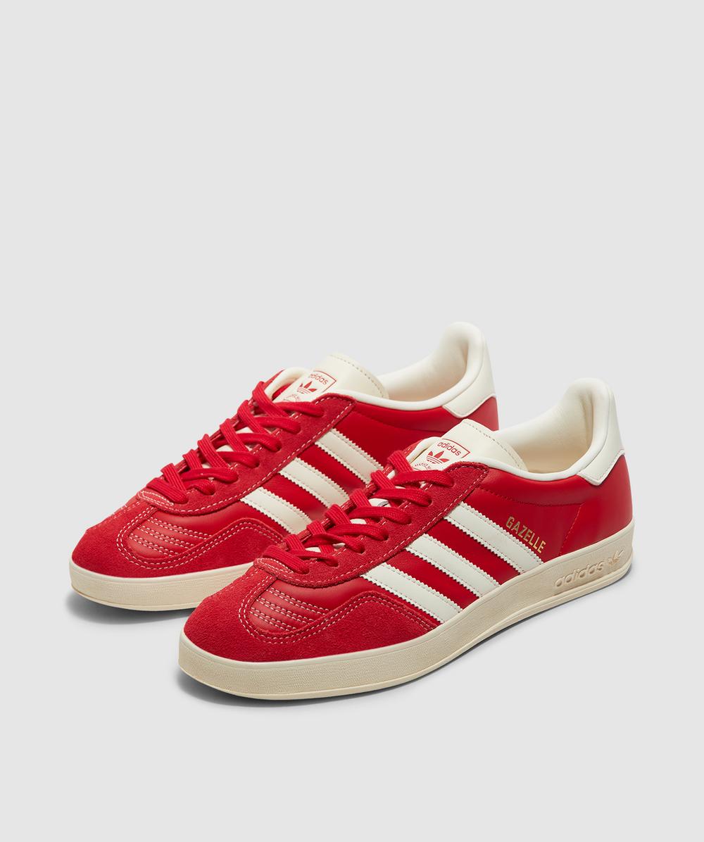 adidas Gazelle Indoor Sneaker (Better Scarlet/Cream White/Gold Met. - 6)