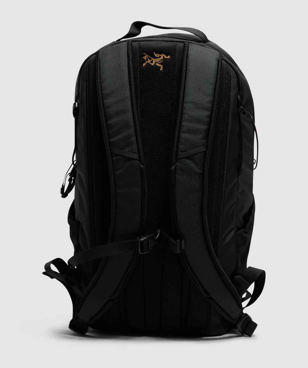 Arcteryx Mantis 16 backpack | BLACK | SEVENSTORE