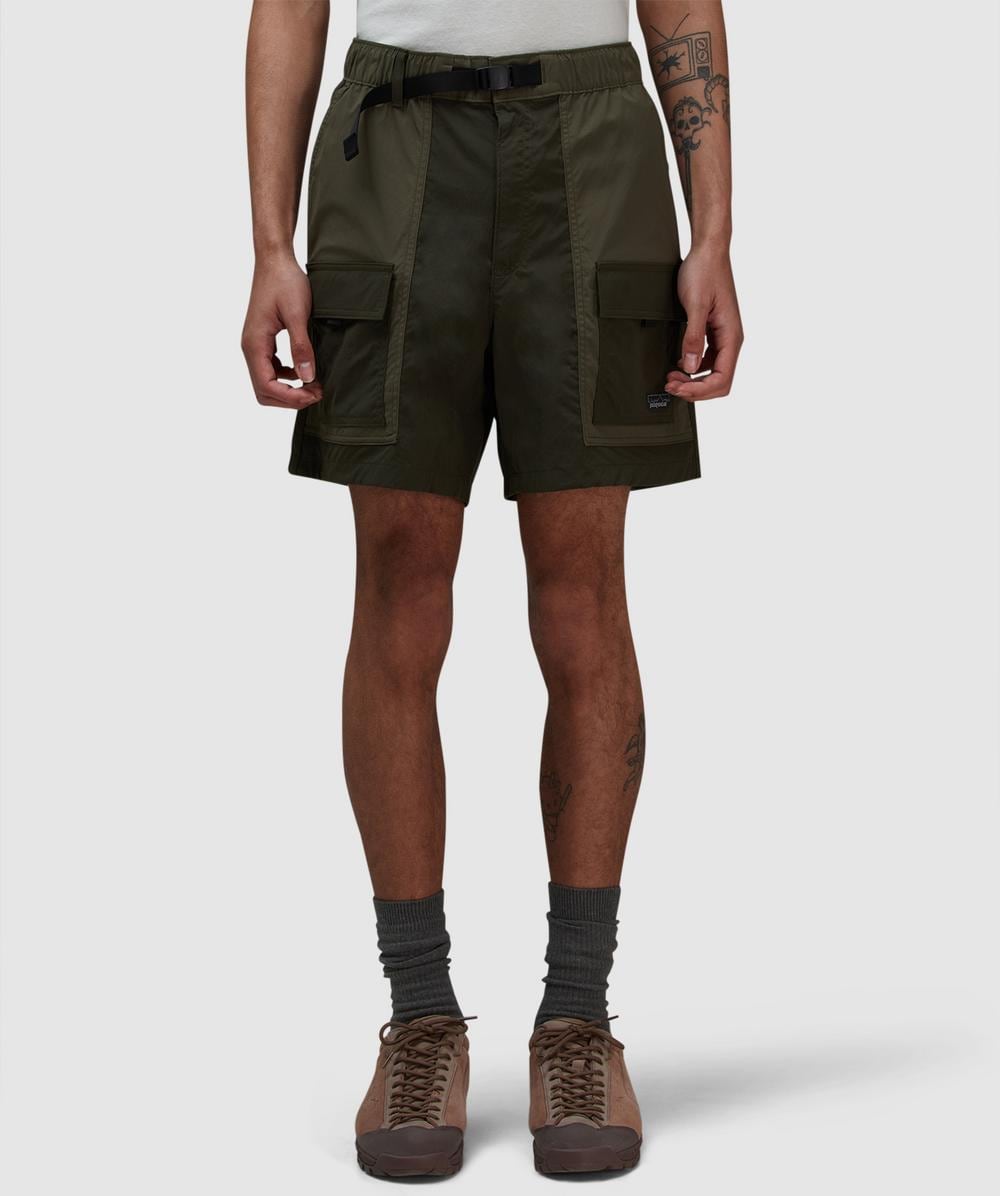 Patagonia Outdoor 6-inch Everyday Shorts In Pine Needle Green