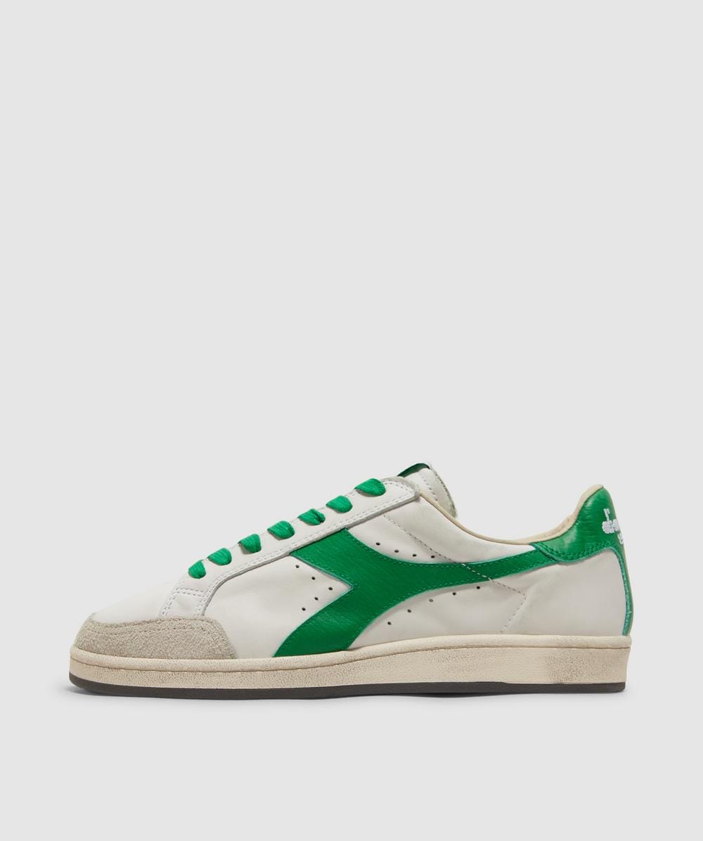 Diadora Prestige Used Sneaker In Green