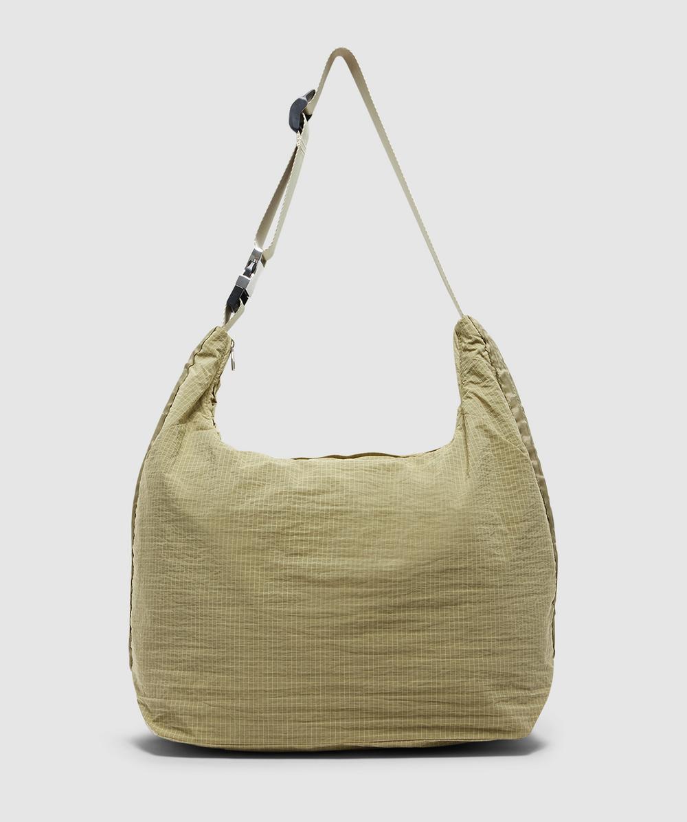Arcs Hey Sling Bag In Green