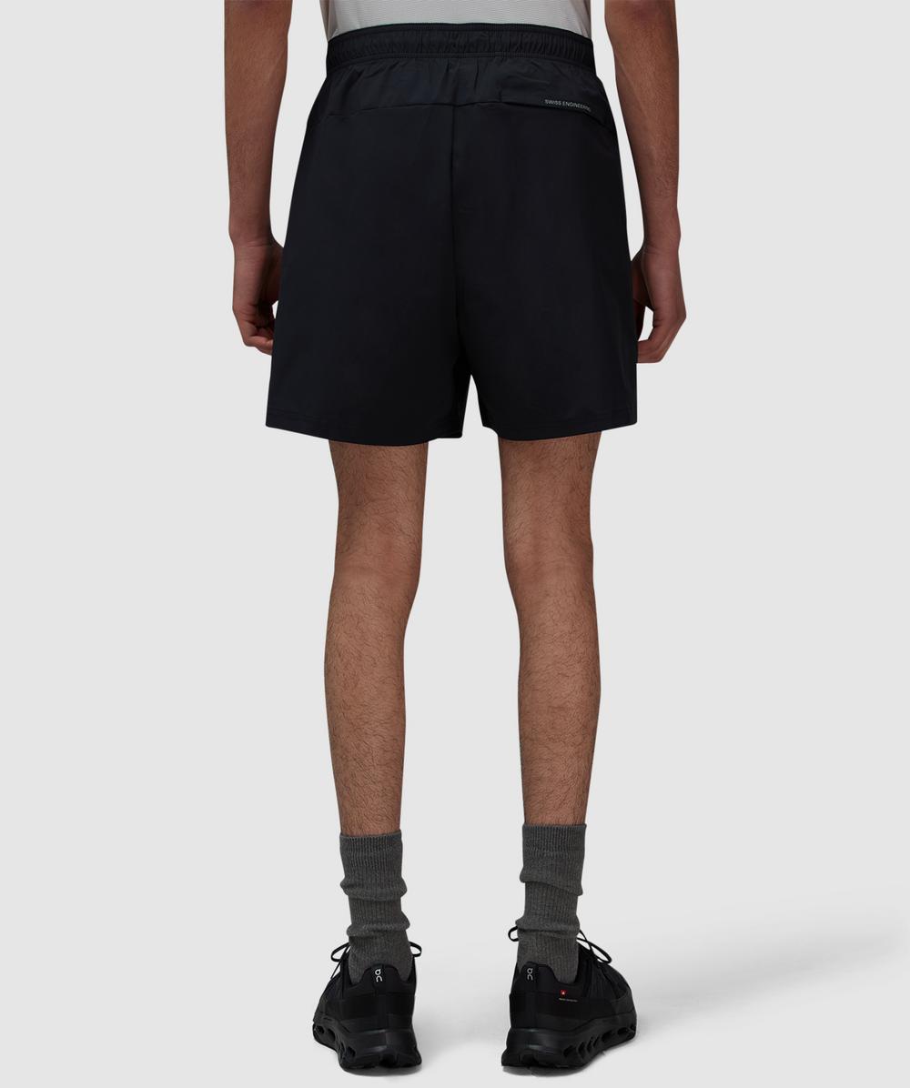 新品・未使用 on 5\" Core Shorts メンズ ブラック オン On 5