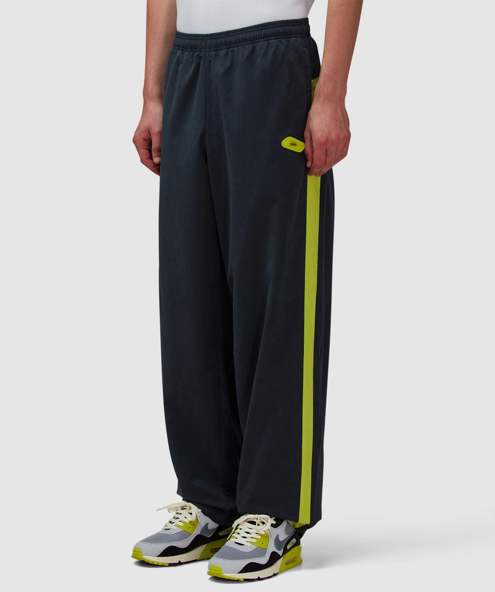 Nike X Patta track pant | BLACK/CYBER | SEVENSTORE