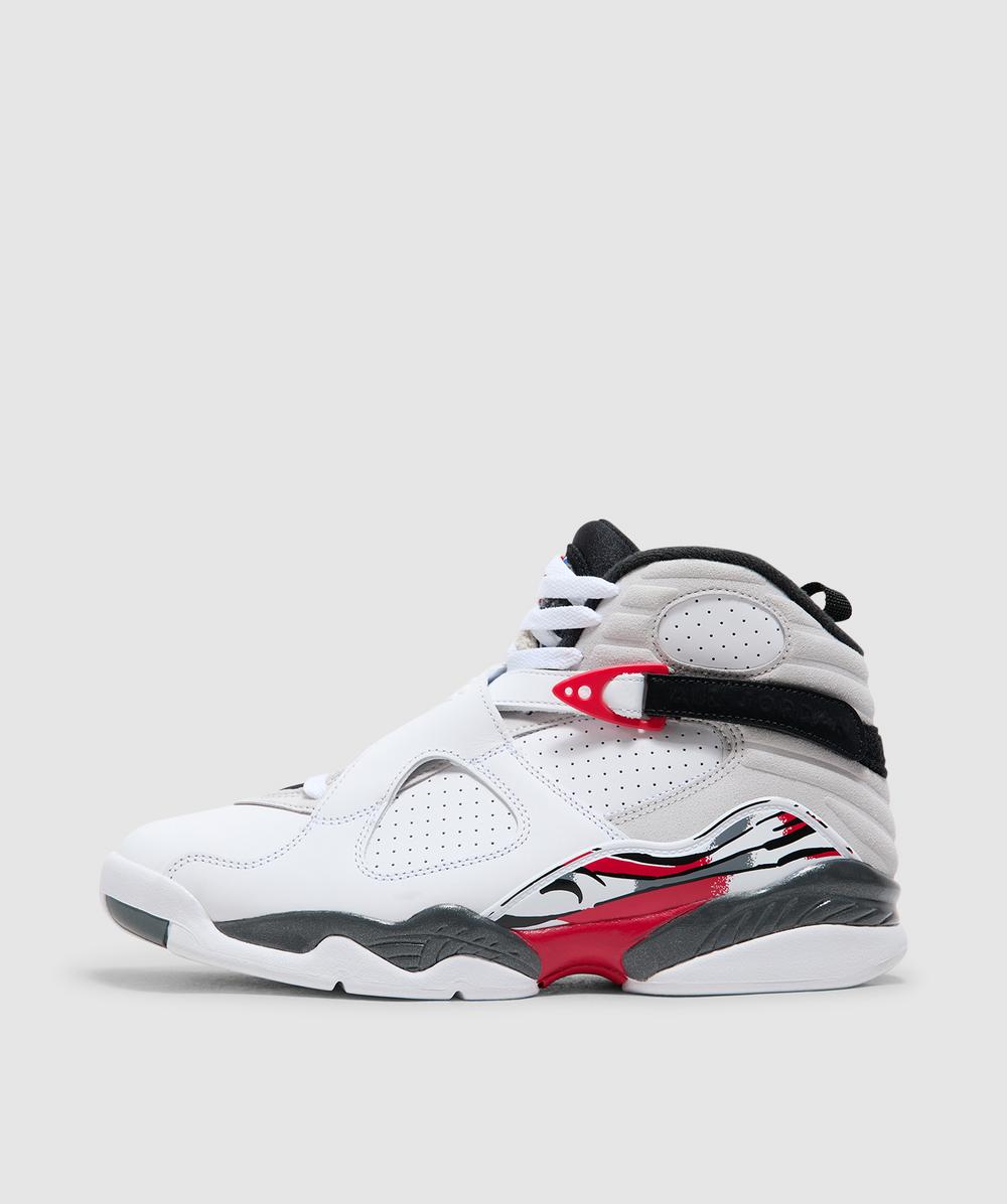 bugs bunny nike sneakers