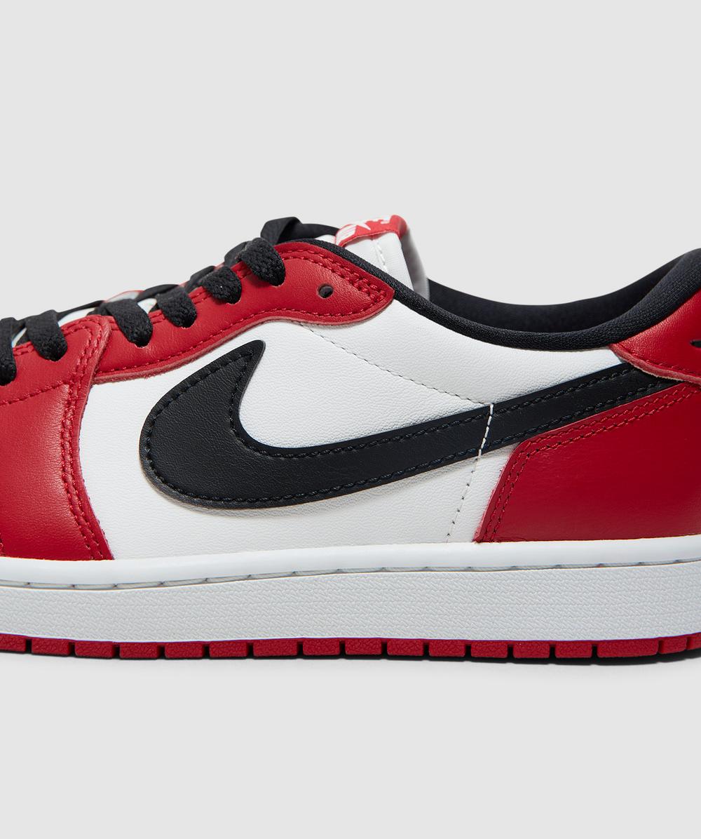 JORDAN Air Jordan 1 Retro Low OG 'Chicago' sneaker | VARSITY RED