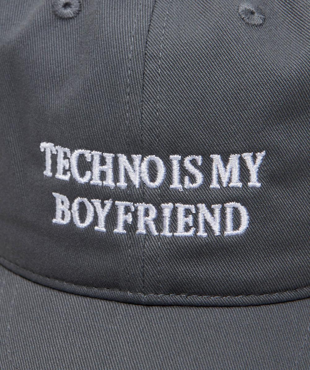 Idea Techno is my boyfriend hat | CHARCOAL + WHITE