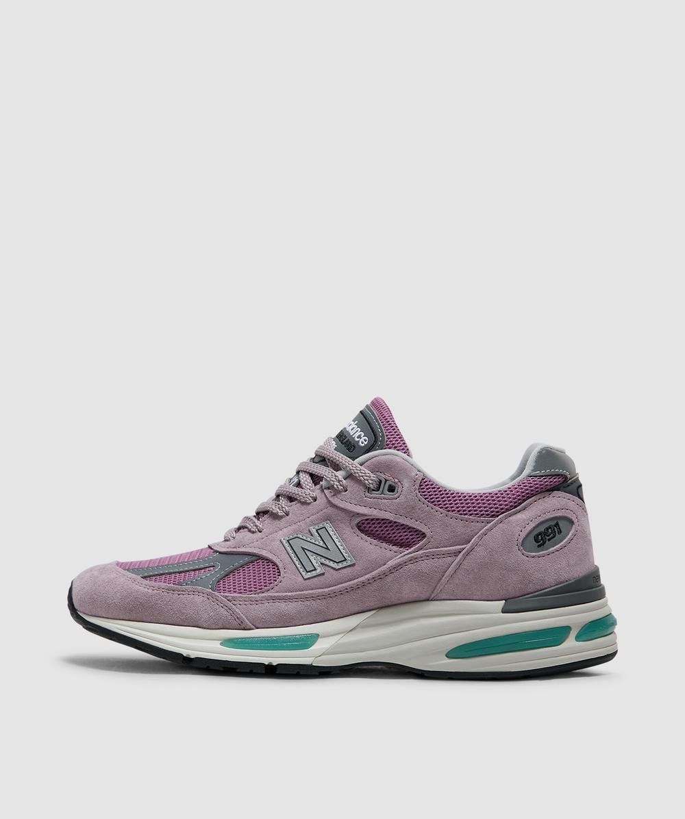 New Balance Men's Purple Miuk 991V2 Sneaker (Polignac / Toadstool / Silver - 9.5) - Size 9.5