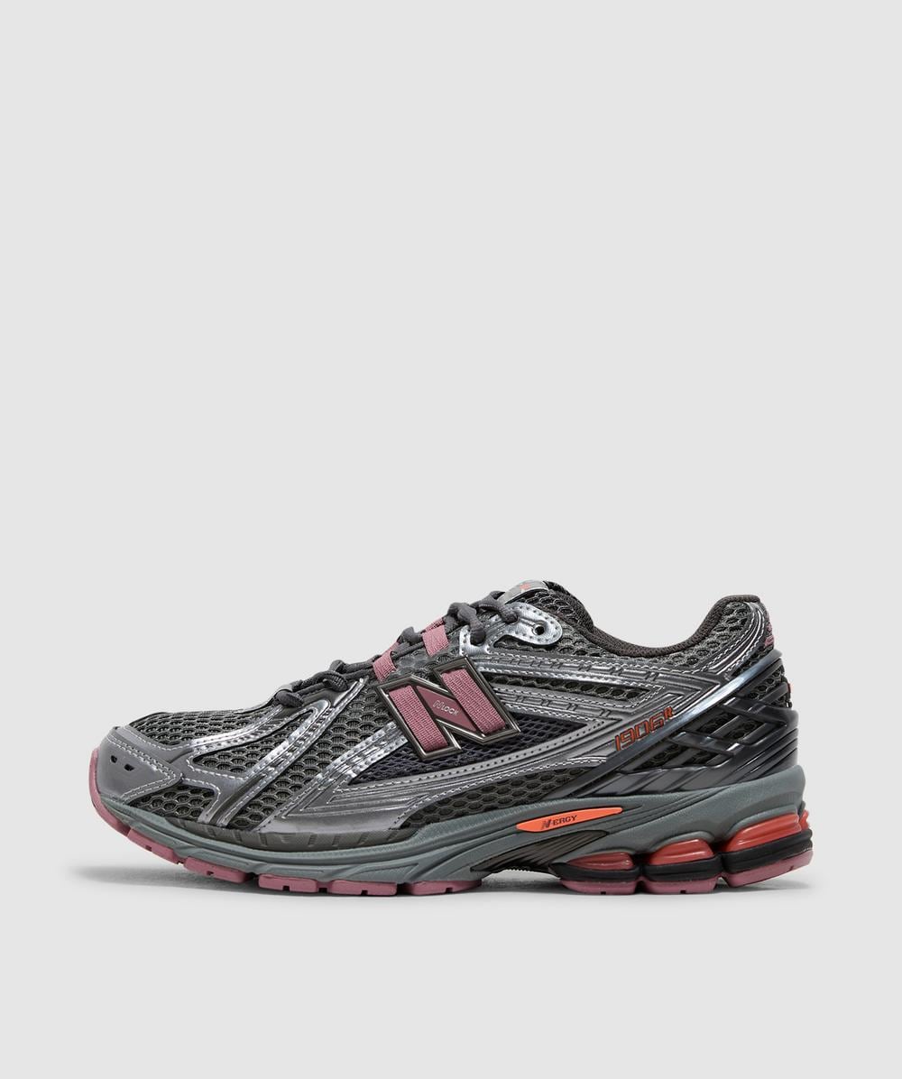 New Balance Women's Silver 1906R Sneaker (Dark Metallic / Rosewood - 4) - Size 4