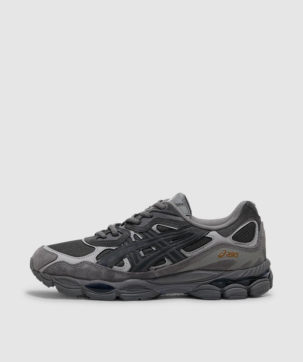 Asics Women's Black Gel-Nyc Sneaker ( - 4.5) - Size 4.5