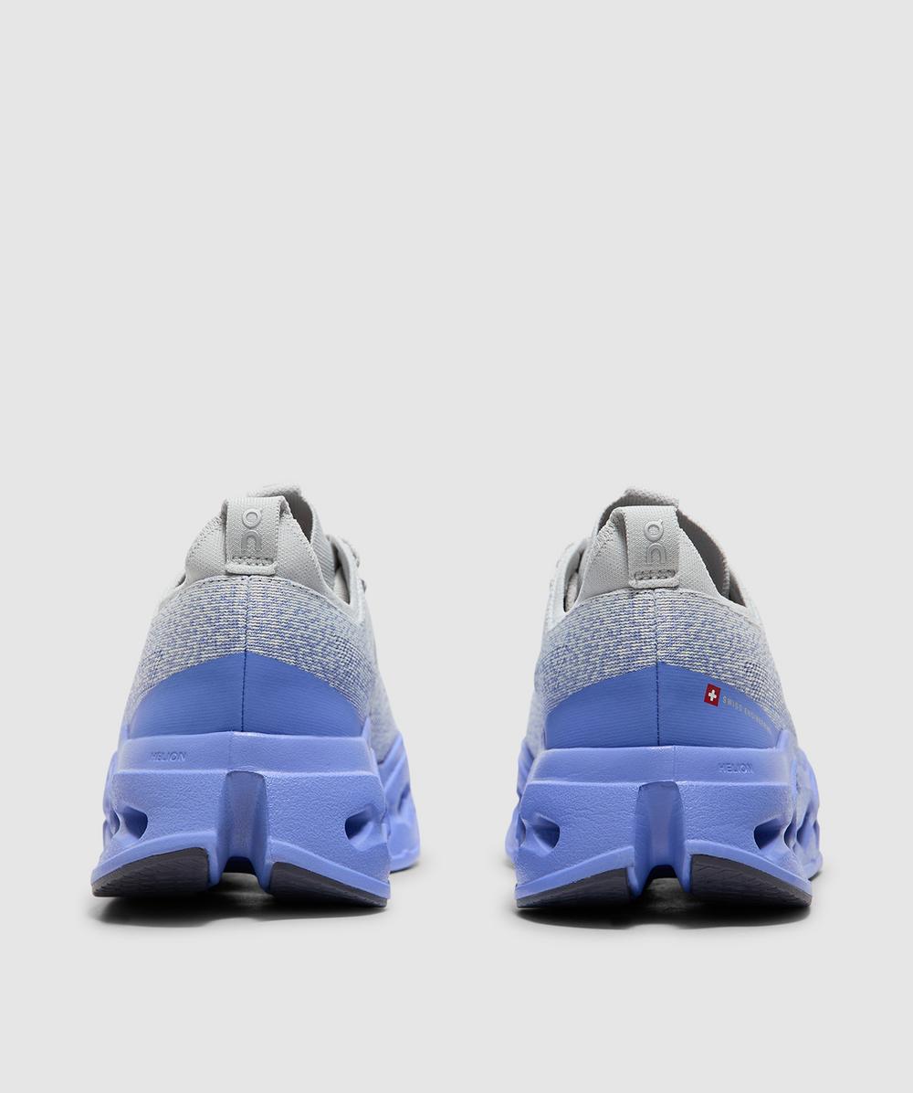 On Cloudsurfer max sneaker | WOLF/SAILOR | SEVENSTORE