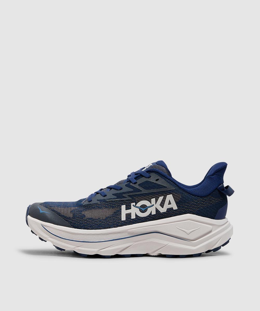 Hoka Challenger 8 Sneaker In Blue