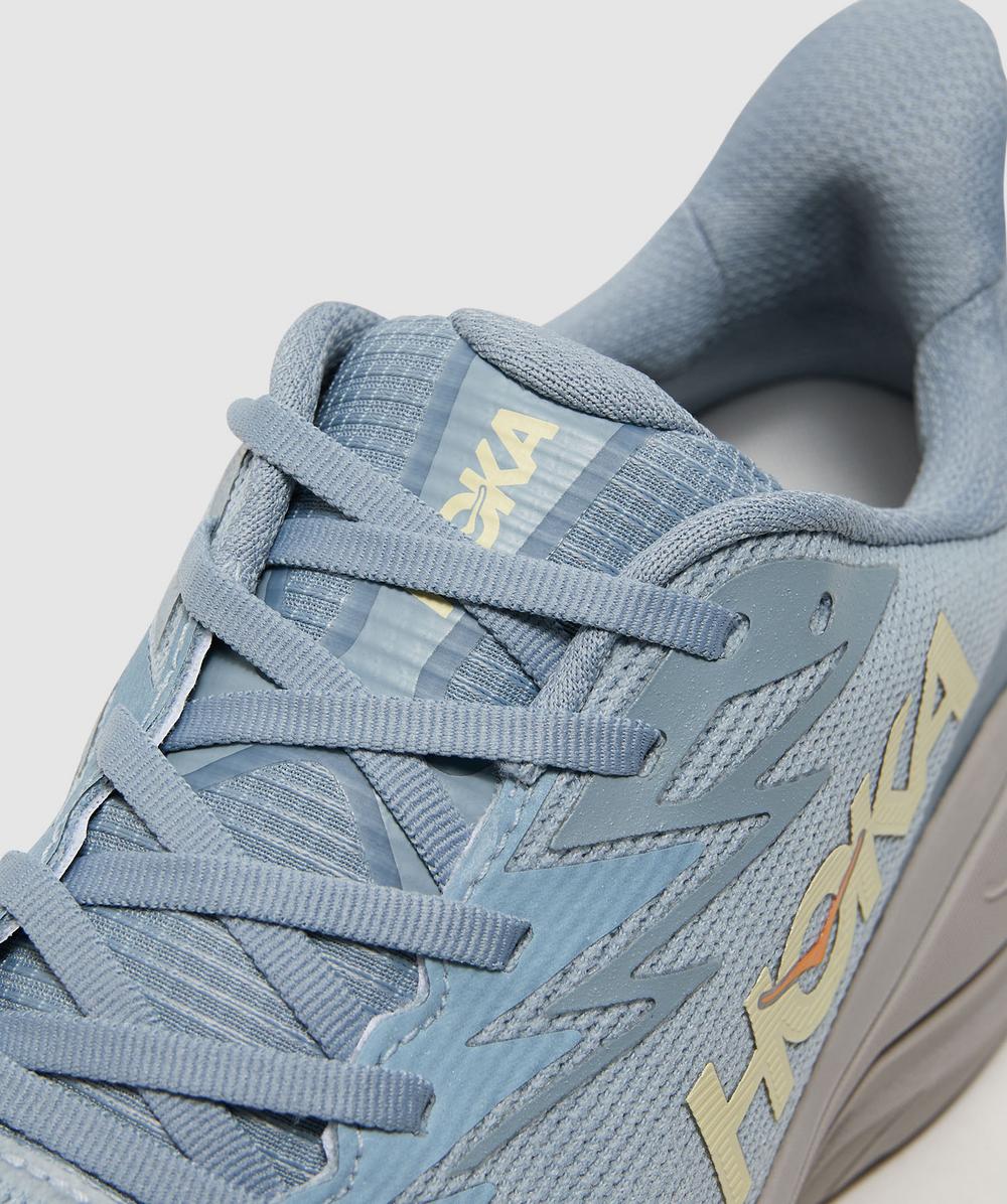 Hoka Challenger 8 Gore-Tex sneaker | WASHED BLUE / CEMENT | SEVENSTORE