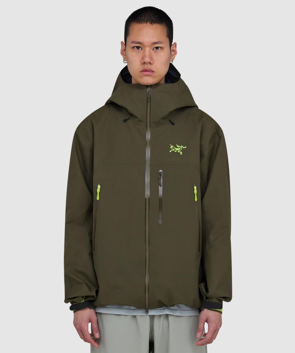 Arc'teryx Arcteryx Beta Sv Jacket In Green