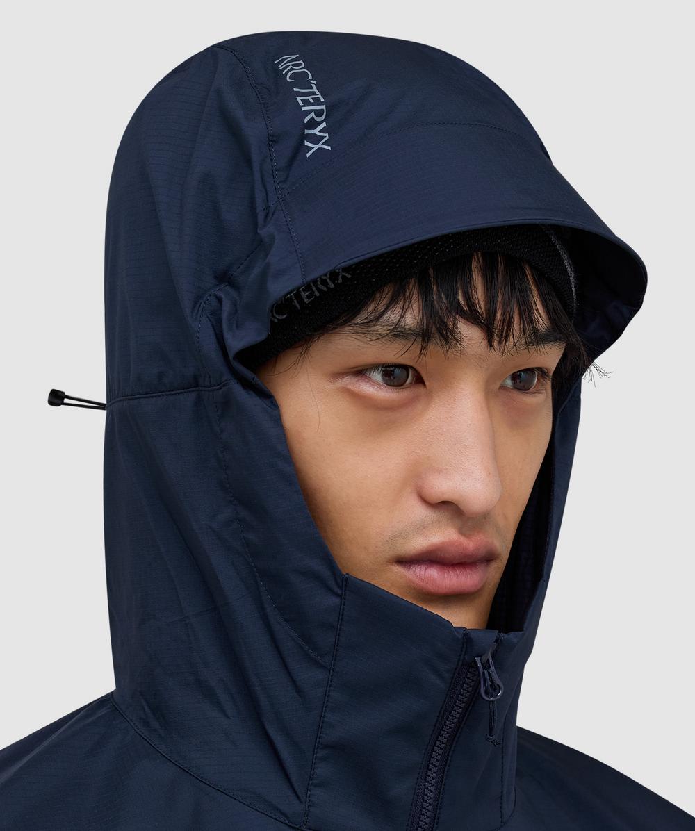 Arcteryx Squamish hooded jacket | BLACK SAPPHIRE | SEVENSTORE