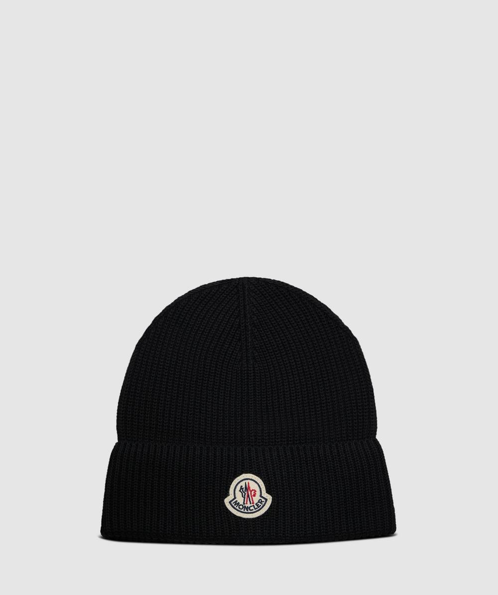 Moncler Ribbed Texture Wool Hat Winter Style In Black