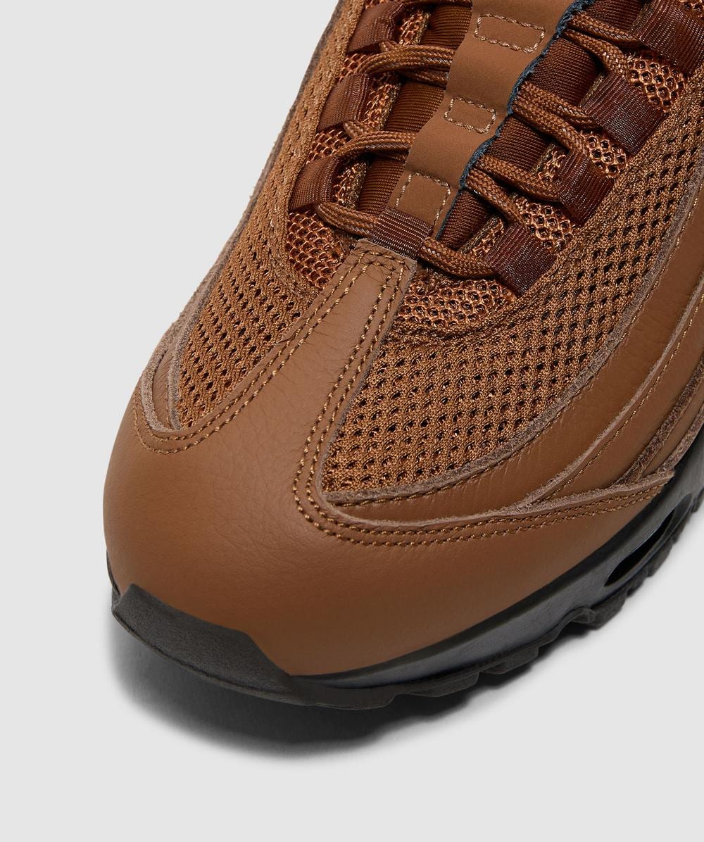 Nike Air Max 95 Big Bubble sneaker | LT BRITISH TAN/FLAX-VELVET