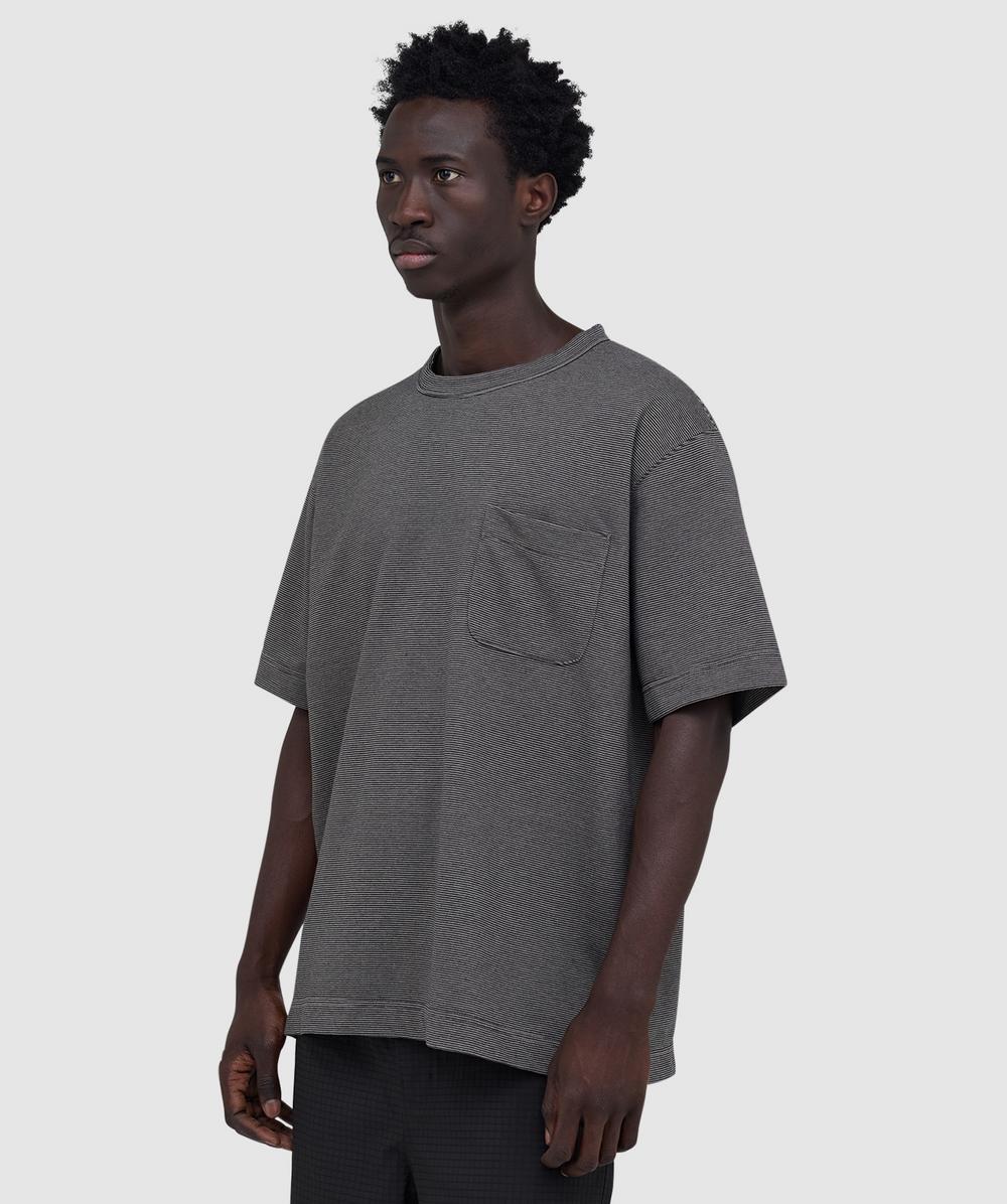 Nanamica Micro stripe pocket t-shirt | BLACK X GRAY | SEVENSTORE