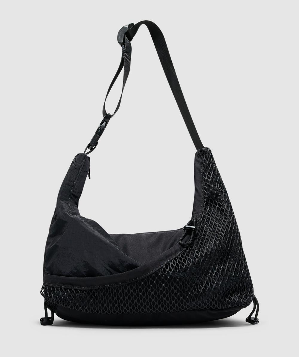Arcs Little Hey Sling Bag In Black