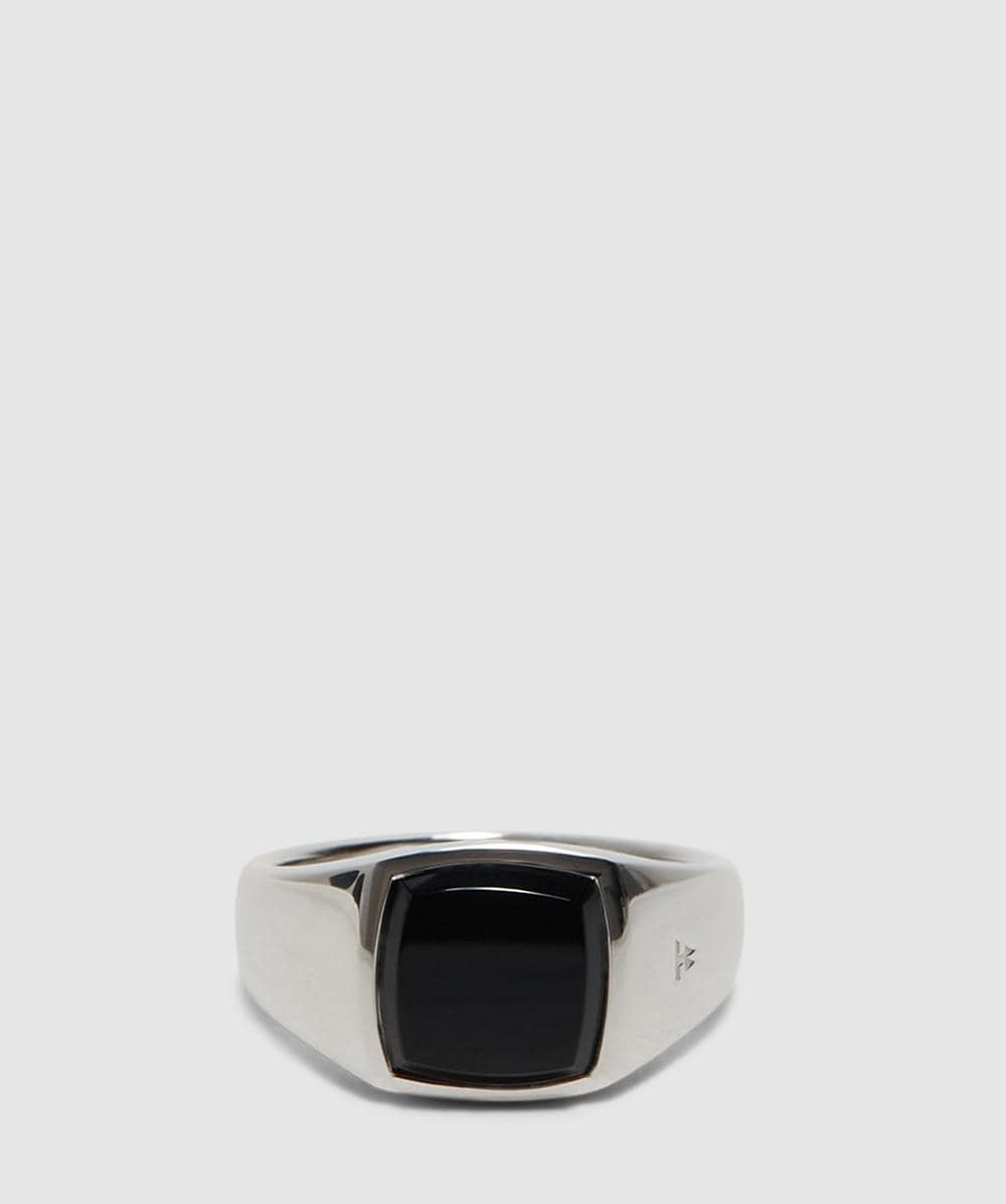 Tom Wood Polished Onyx Kay Ring In Silver