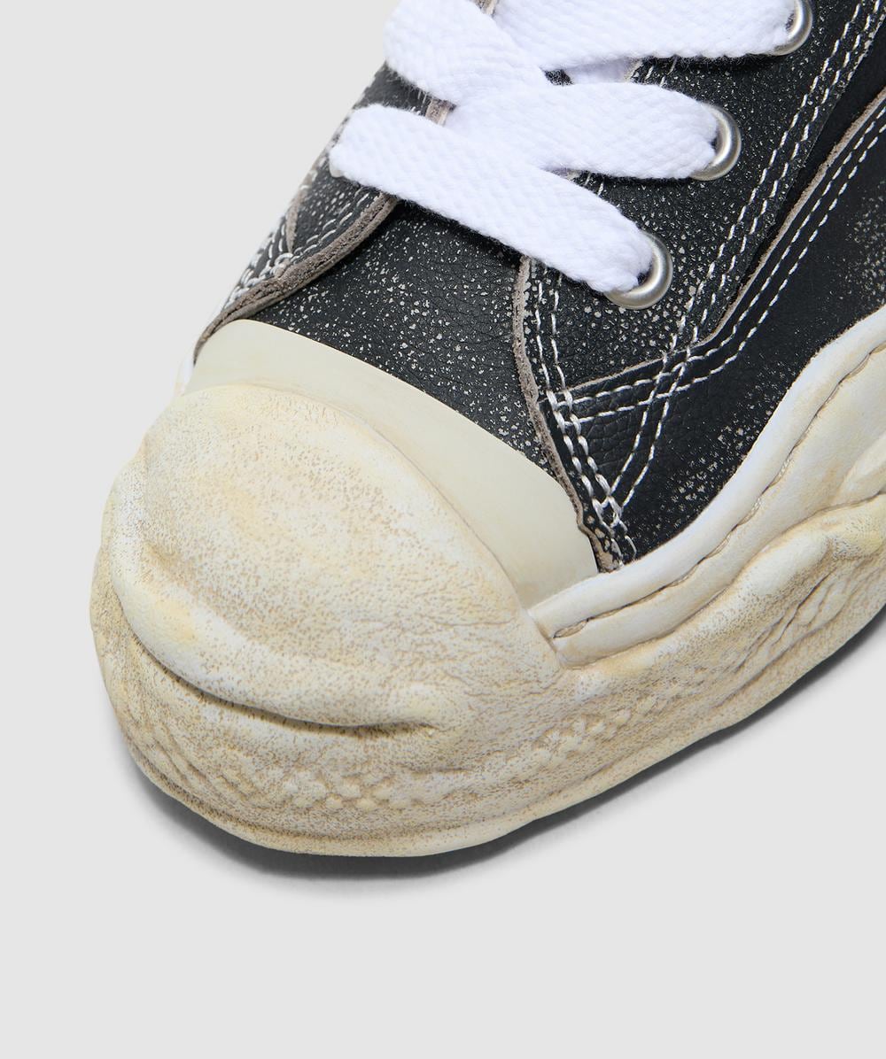 Maison Mihara Yasuhiro Hank low brushed shrink leather sneaker