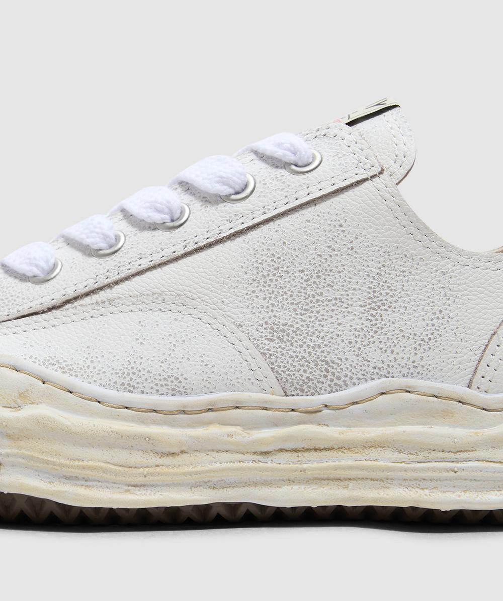Maison Mihara Yasuhiro Hank low brushed shrink leather sneaker