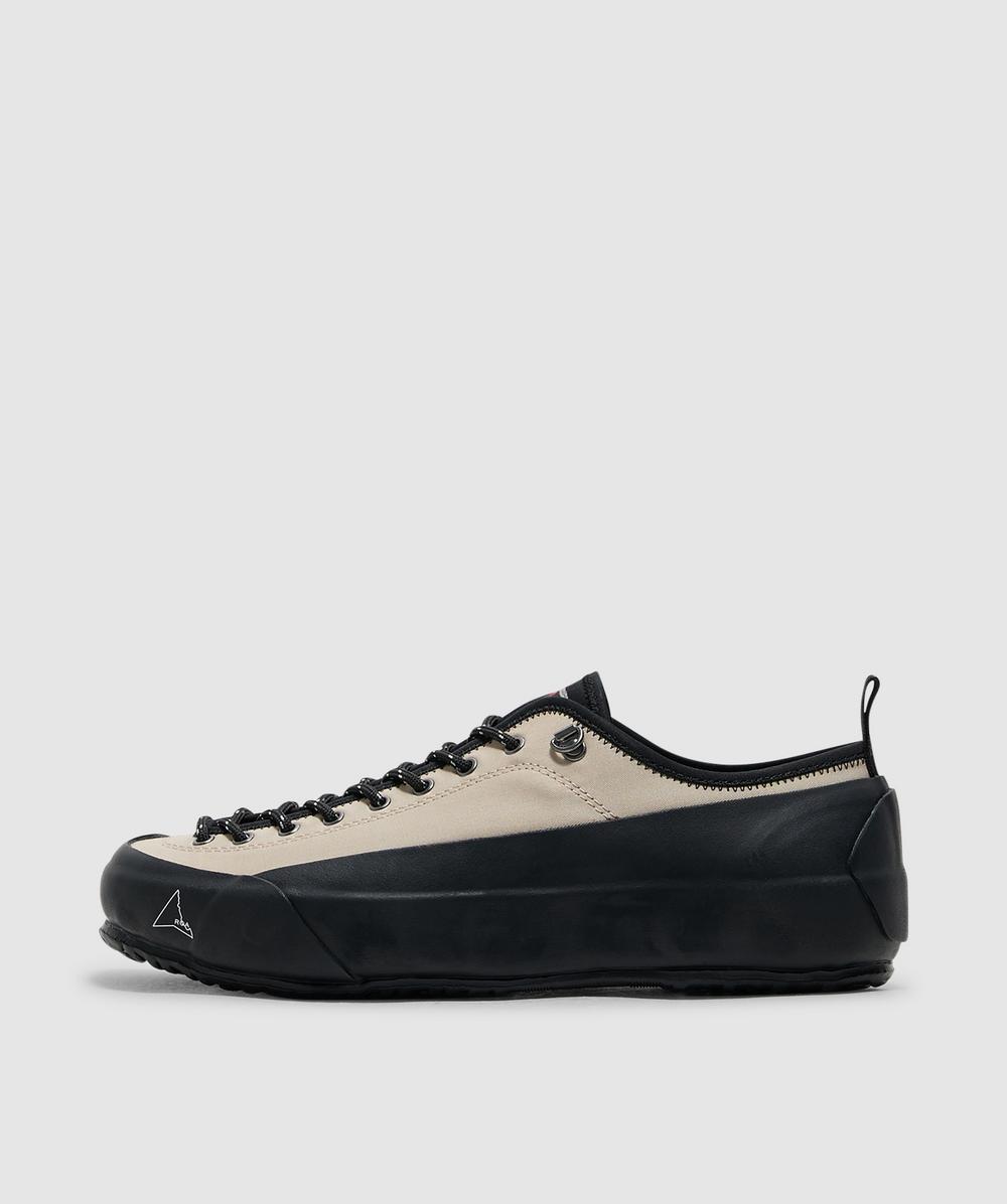Roa Tuff Sneaker In Beige