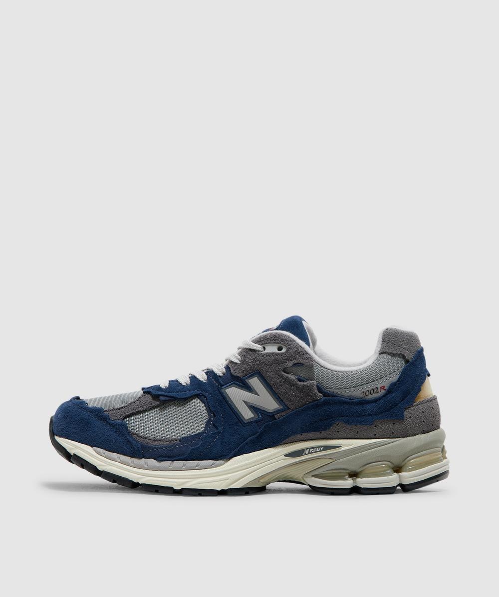 New Balance 2002R 'protection pack' sneaker | NB NAVY / RAINCLOUD